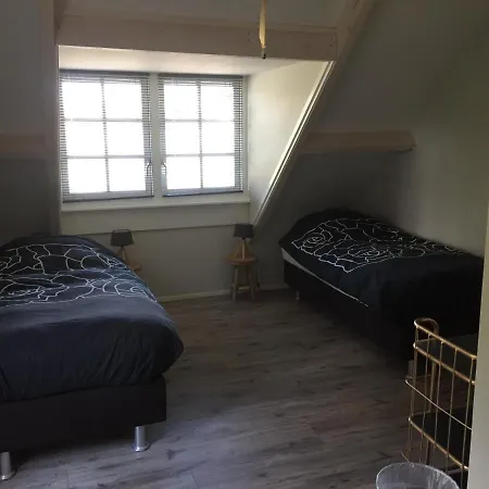 게스트하우스 Het Boenhok Logies 3*