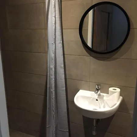 게스트하우스 Het Boenhok Logies 3*