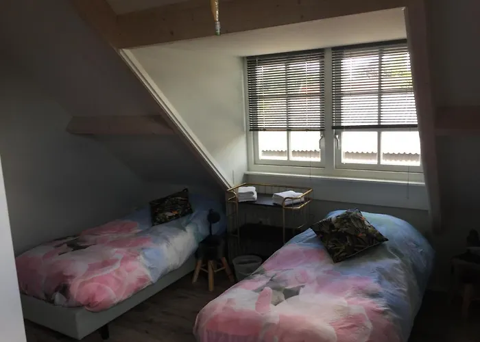 Het Boenhok Logies בית הארחה 3*