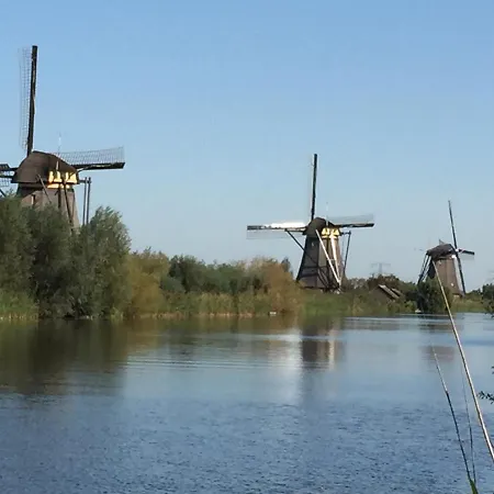 Het Boenhok Logies レッケルケルク